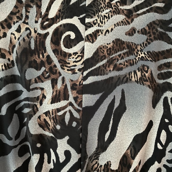 Zebra and leopard print blouse - Picture 6 of 7